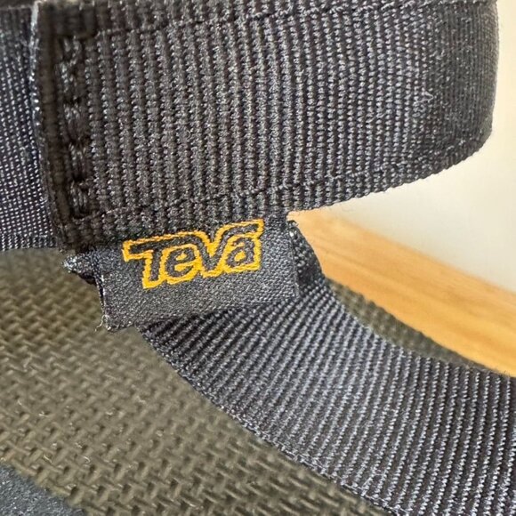 Teva Black Universal Flatform Gorpcore Sporty Festival Platform Sandal Size 10 - Picture 11 of 14